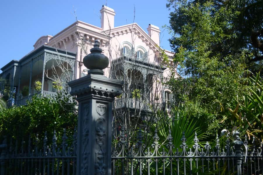 New Orleans: Garden District and French Quarter Bike Tour - French Quarter to Garden District, without the walking fatigue