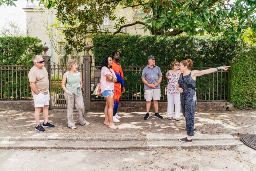 New Orleans: Garden District Food, Drinks & History Tour - Should you book the New Orleans Garden District Food, Drinks & History tour?