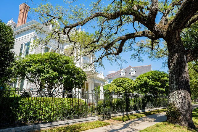 New Orleans Garden District Tour - Price and value: is $32 worth your time?