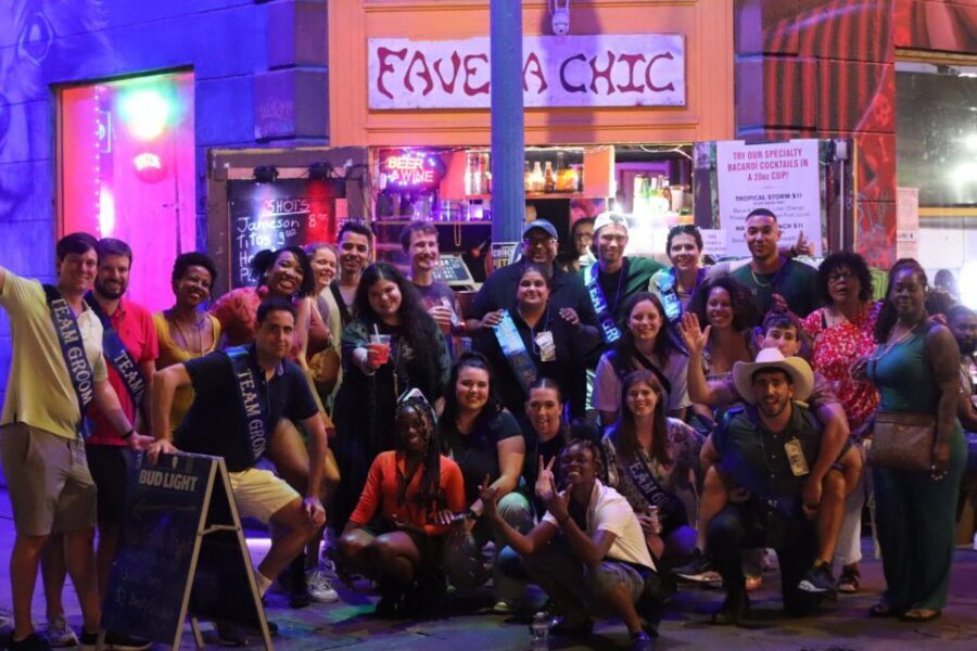 New Orleans: Ghost and Haunted Pub Crawl Tour with Free Shot - Guides make the difference: Wendy and Clarissa as examples