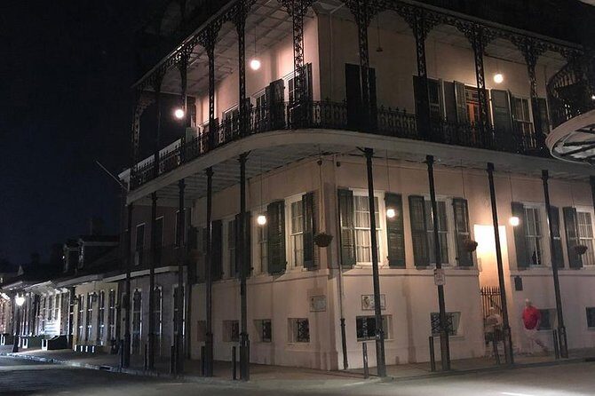 New Orleans Ghost, Vampire, Witch, Voodoo, and Mystery Tour - Price check: is $30 worth a 2-hour 5-in-1?