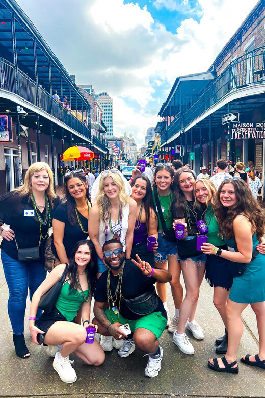 New Orleans: Guided Bourbon Street Bar Crawl with Shots - Karaoke and drinking games: joining in makes the tour stick