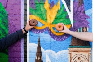 New Orleans: Guided Delicious Beignet Tour with Tastings - Starting in the Garden District: PJ’s Coffee and your first sweet hit