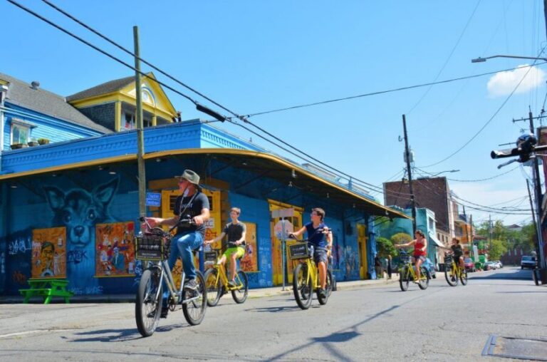 New Orleans: Guided Sightseeing Bike Tour - 3 hours that connects French Quarter, Marigny, and the river