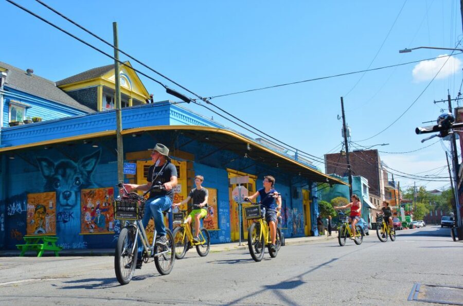 New Orleans: Guided Sightseeing Bike Tour - 3 hours that connects French Quarter, Marigny, and the river