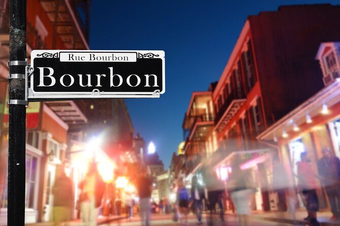 New Orleans Haunted Pub Crawl - Two hours in the French Quarter: what to listen for on the walk