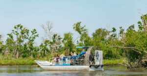 New Orleans: High Speed 9 Passenger Airboat Tour - The short bus ride and Jean Lafitte National Historical Park stop