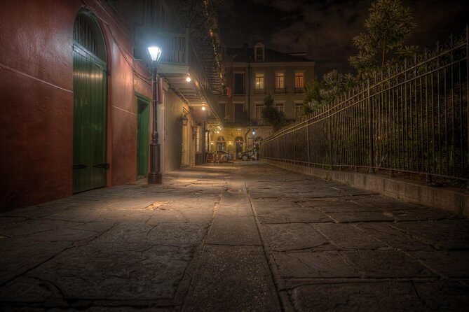 New Orleans Killers and Thrillers Tour - Nighttime French Quarter, built for true crime