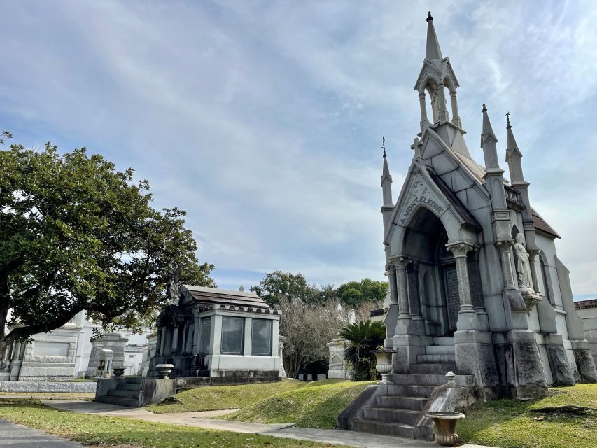 New Orleans: Millionaire’s Tombs of Metairie Cemetery Tour - Key highlights that make this tour worth your time