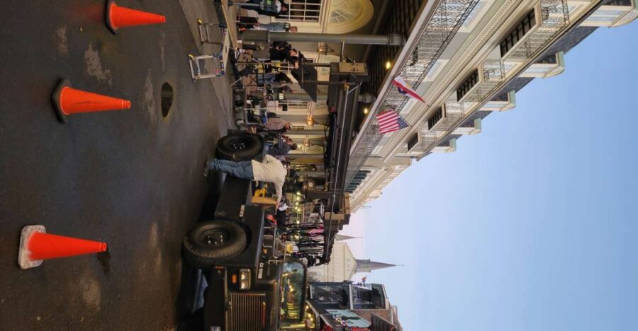 New Orleans: Movie and TV Show Tour - The 2-Hour Route: From Supreme Court Steps to St Louis Cathedral