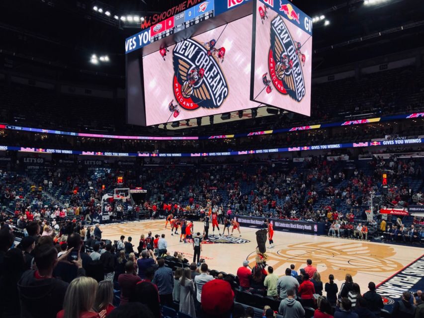 New Orleans: New Orleans Pelicans Basketball Game Ticket - Game time: cheering the Pelicans with full-arena energy