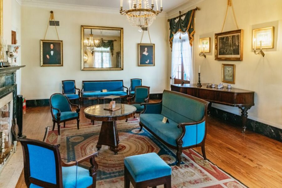 New Orleans: Oak Alley Plantation & Airboat Swamp Combo Tour - One long day: how the Oak Alley–to–airboat combo plays out