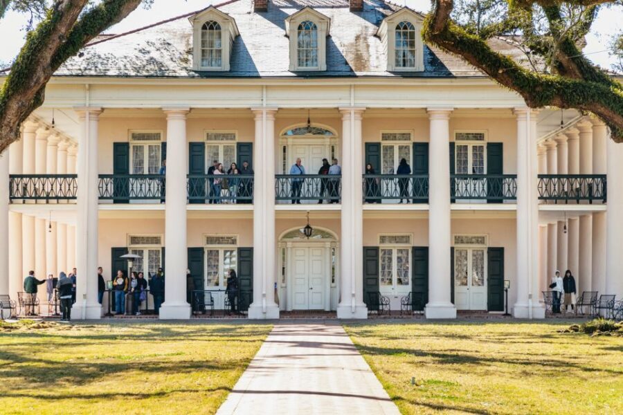 New Orleans: Oak Alley Plantation & Airboat Swamp Combo Tour - My call: should you book this Oak Alley and airboat combo?