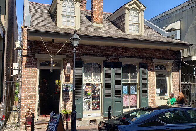 New Orleans Pestilence, Pandemic and Plague Tour - Stop 3: French Quarter Walking Route, Including the Details You Usually Miss