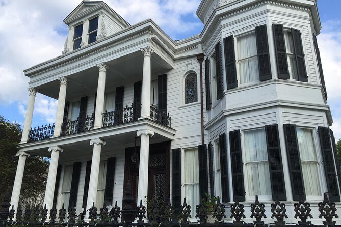 New Orleans Small-Group Garden District Walking Tour - What’s included for $35 (and what you should budget for)