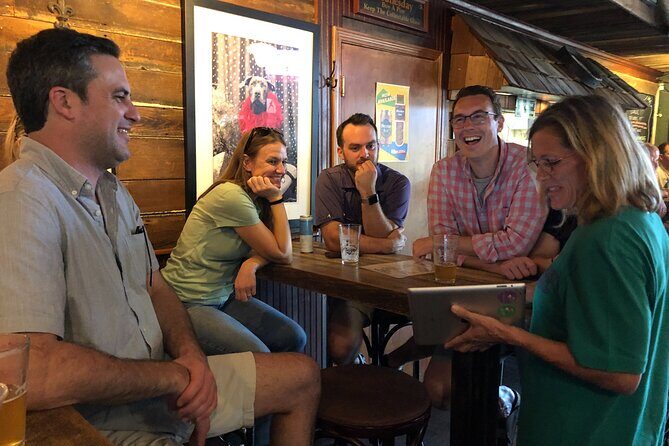 New Orleans Small-Group History Tour Pub Crawl of The Irish Channel - The guide factor: why small-group matters