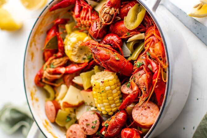 New Orleans Soul Food Tour with Hotel Pickup and Drinks - Mardi Gras World With a Food-Focused Lens