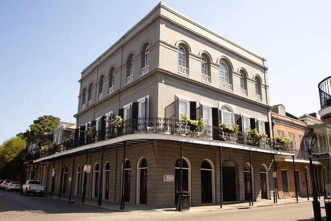 New Orleans Spirits & Spells: Witchcraft, Voodoo, and Ghost Tour - Key things that make this tour worth your time