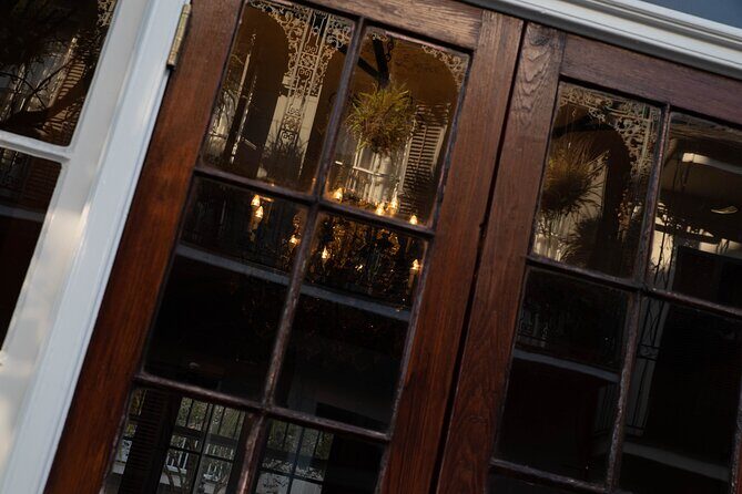 New Orleans Spirits & Spells: Witchcraft, Voodoo, and Ghost Tour - Muriel’s Jackson Square ghost homage: why this stop works even if you’re not a believer
