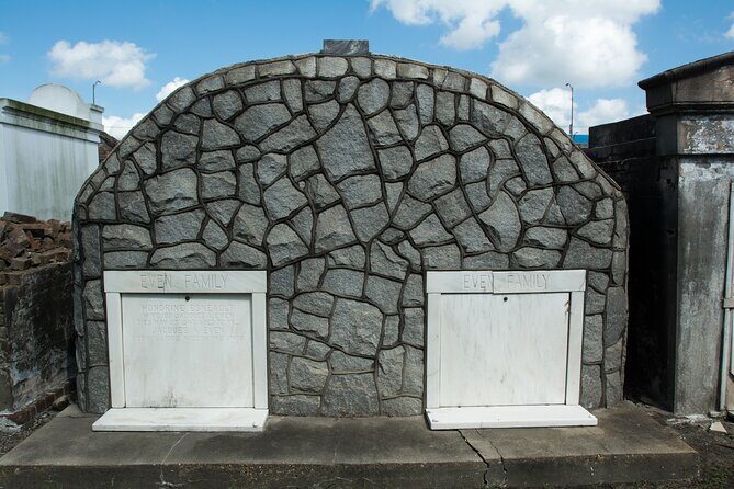 New Orleans St. Louis Cemetery No. 3 Walking Tour - The people behind the tombs: notable, notorious, and unforgettable