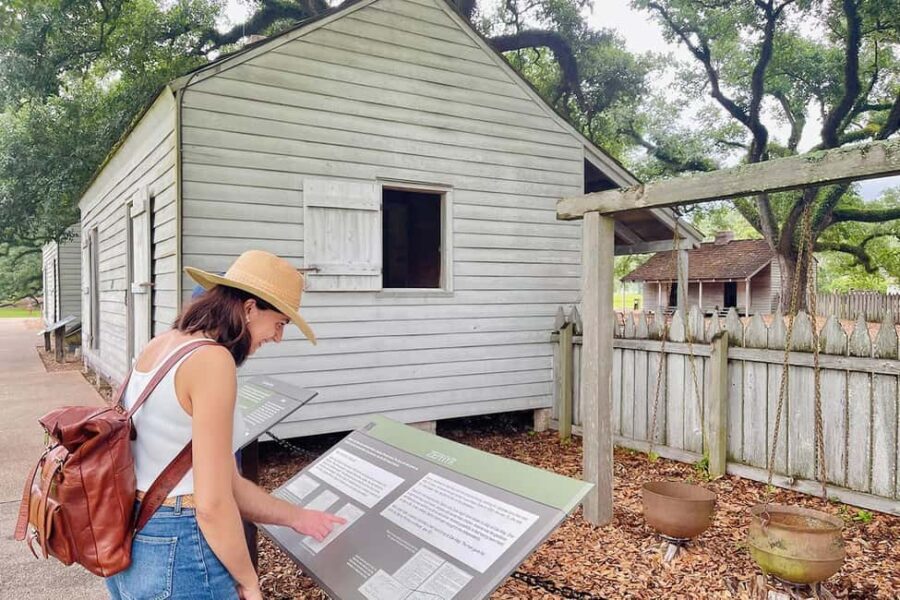 New Orleans: Swamp Boat Ride and Historic Plantation Tour - Manchac Swamp boat cruise: Rougarou werewolf lore and alligators close-up