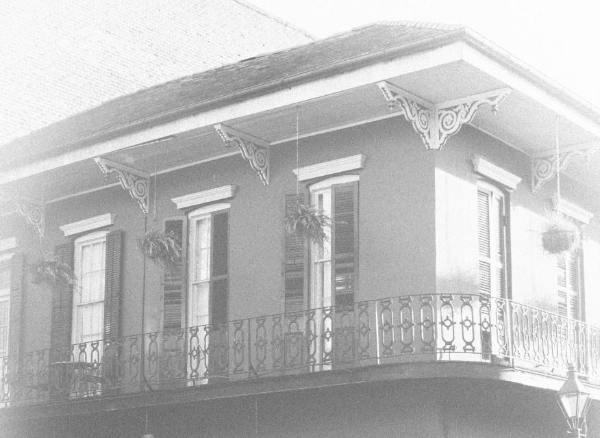 New Orleans: Vampires, Voodoo, and Ghosts Tour - The Lalaurie Mansion Stop: When TV Meets the Real Address
