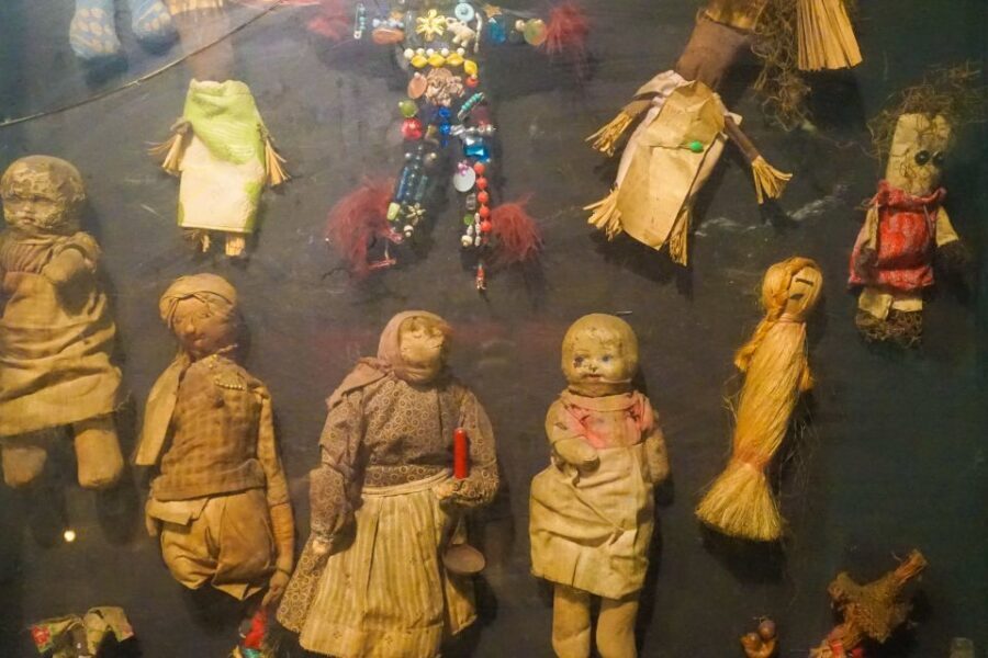 New Orleans: Voodoo Queen Tour of French Quarter - Marie Laveau’s final resting place: why this stop hits