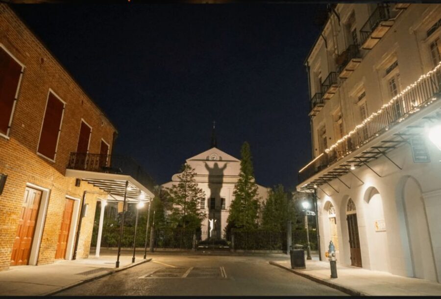 New Orleans: Wicked History Walking Tour with a Local Witch - Key things that make this tour worth your time