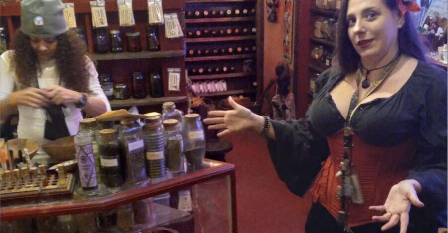 New Orleans: Wicked History Walking Tour with a Local Witch - Entering the French Quarter the witchy way