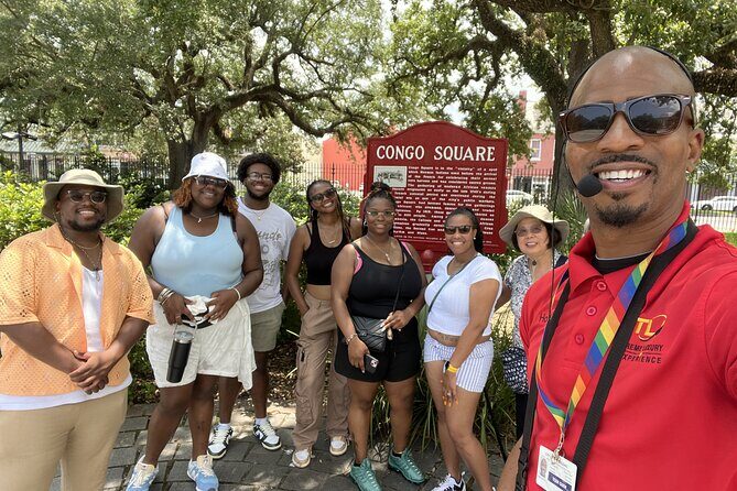 Nola Party Bus Tour - Bar stops and street art photo moments (the fun parts, plus the tradeoff)