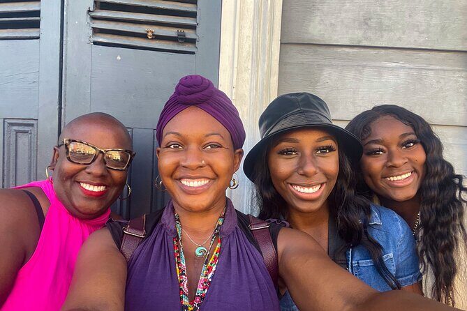 Nola Voodoo Walking Tour with High Priestess Guide in New Orleans - The French Quarter stop near Marie Laveau: facts, folklore, and voodoo dolls