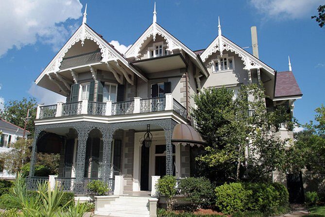 NOLA's BIG 4 PRIVATE CITY TOUR - NO GHOST, ONLY FACTS! - Stop 4: Metairie Cemetery’s famous above-ground tombs