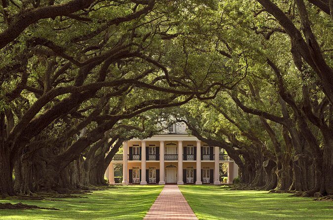 Oak Alley Plantation Tour with Pickup from New Orleans - The ride back over Lake Pontchartrain: Bonnet Carre Spillway views