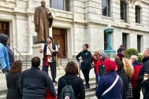 Pirates of the Quarter Tours - Meet at 632 Pirates Alley: start smart, not late