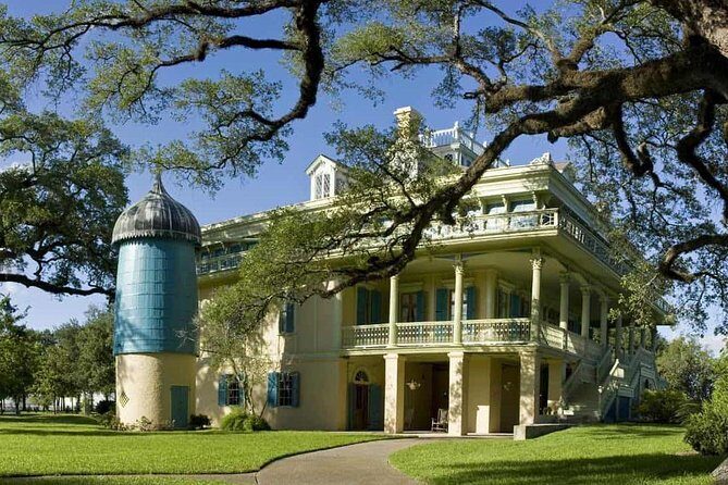 Private Louisiana Plantations Tour with Gourmet Lunch from New Orleans - FAQ