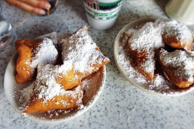 Private New Orleans French Quarter Favorites Food Tour - Entering the French Quarter for Savory Stops and a Crescent City Sandwich