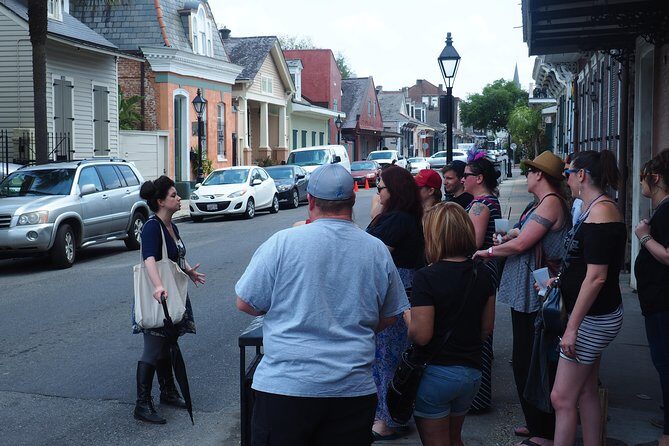 Saints and Sinners Walking Tour in New Orleans - Stop 2: St. Louis Cathedral and the Henriette Dellile chapel