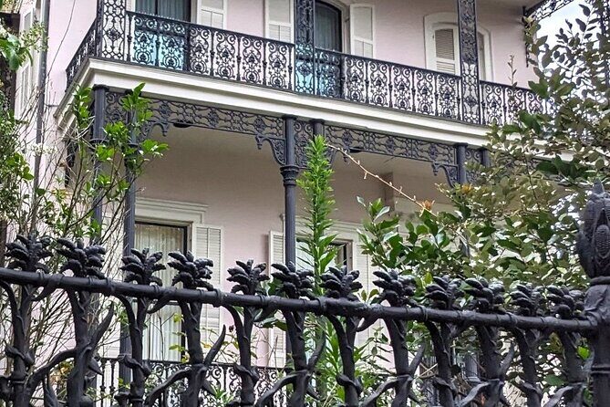 Self Guided Walking Tour of New Orleans' Historic Garden District - Should You Book This Garden District Tour?