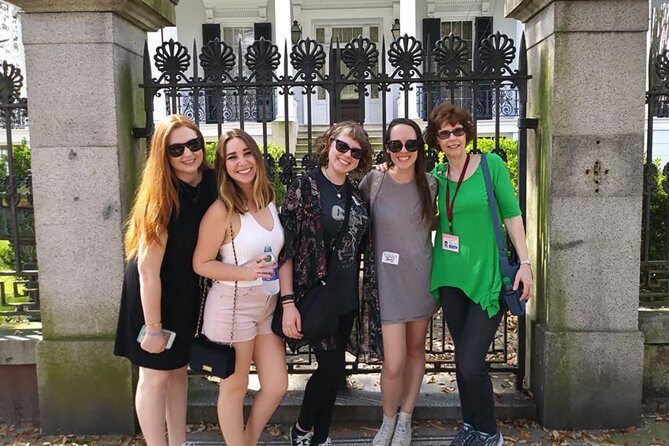 Small-Group Glamorous Garden District Tour - Start at St. Charles, finish near Washington