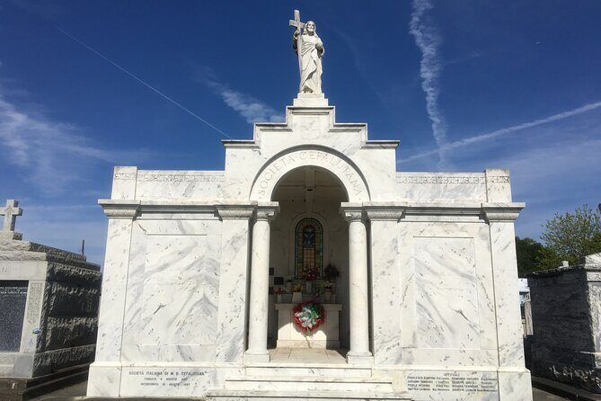 St. Louis Cemetery No. 3 Walking Tour by Save Our Cemeteries - Who this tour suits best