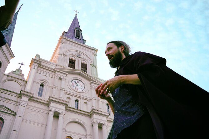 The French Quarter Haunted Tour - The main walk: haunted French Quarter streets and architecture clues