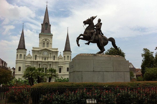 The French Quarter History Tour - Lafitte’s Blacksmith Shop Bar: smugglers, the war of 1812, and Tennessee Williams