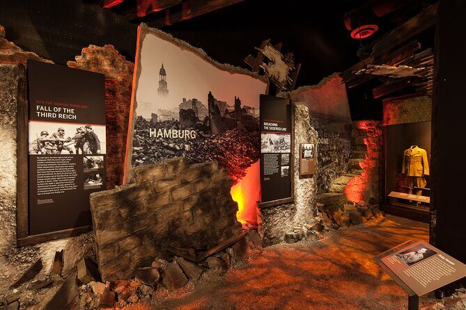 The National WWII Museum Campus Pass plus 4-D Film - Preparing for the sensory effects in Beyond All Boundaries