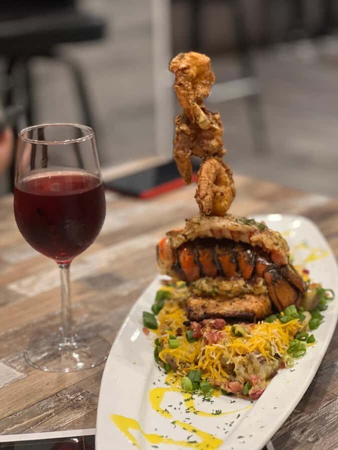 Treme Bar Crawl & Seafood Experience - Photo Ops at Key Landmarks: Better Pictures Without the Herd Mentality